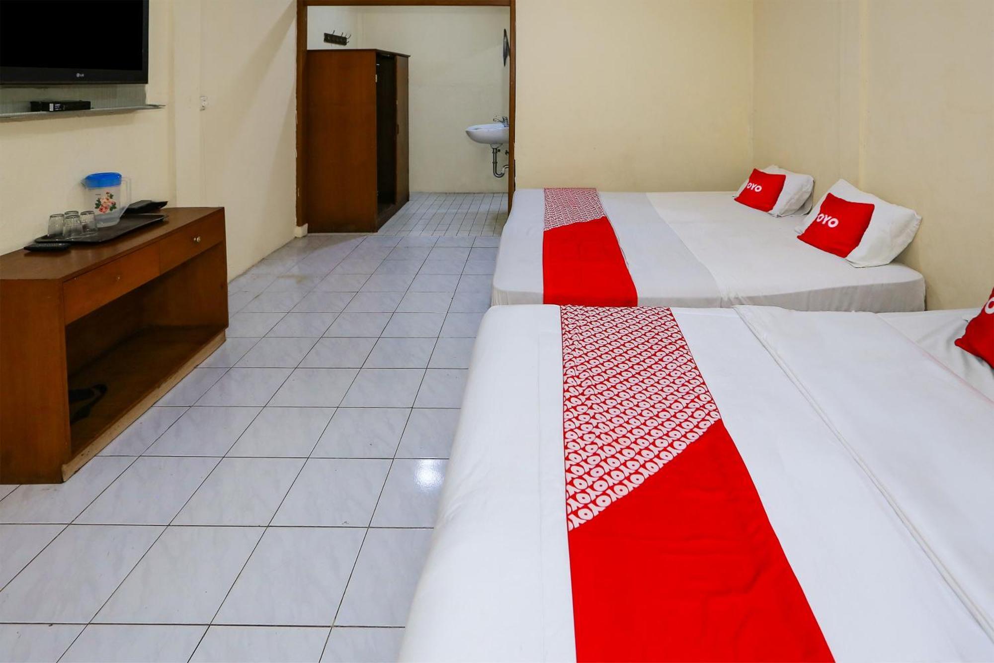 Capital O 93349 Hotel Gondangdia Bogor Buitenkant foto