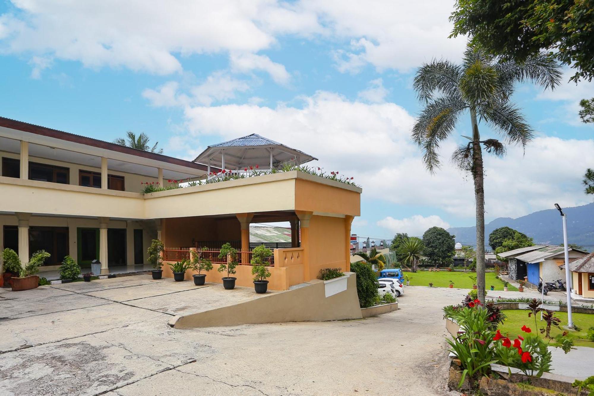 Capital O 93349 Hotel Gondangdia Bogor Buitenkant foto