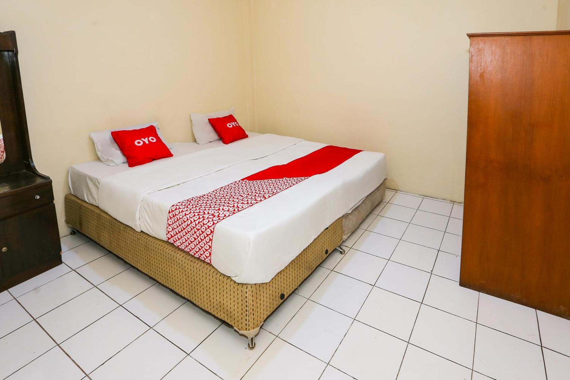 Capital O 93349 Hotel Gondangdia Bogor Buitenkant foto